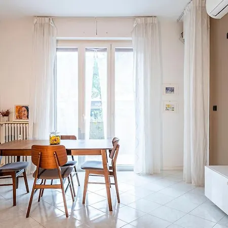Tranvia Federiga - Con Doppio Balcone Apartmán *